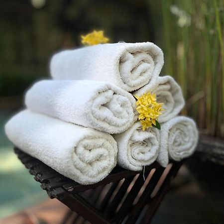 Villa Boreh Beach Resort And Spa Tejakula Ngoại thất bức ảnh