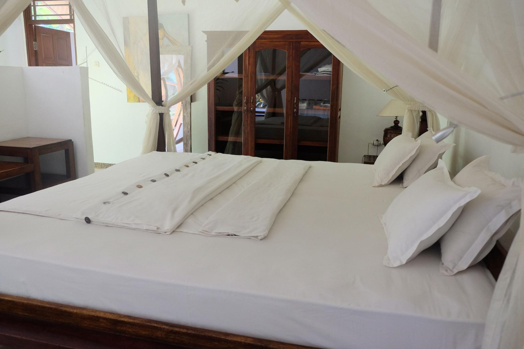Villa Boreh Beach Resort And Spa Tejakula Ngoại thất bức ảnh