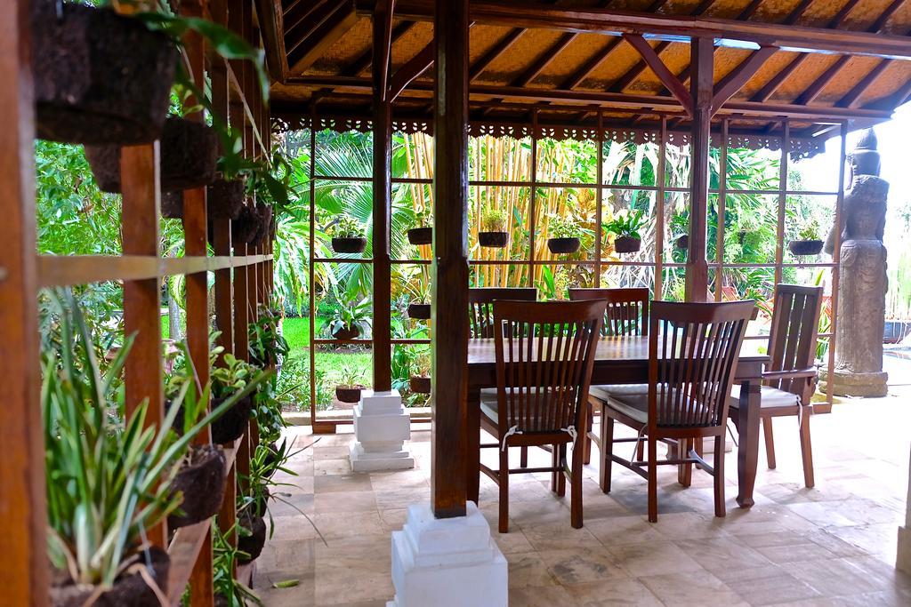 Villa Boreh Beach Resort And Spa Tejakula Ngoại thất bức ảnh