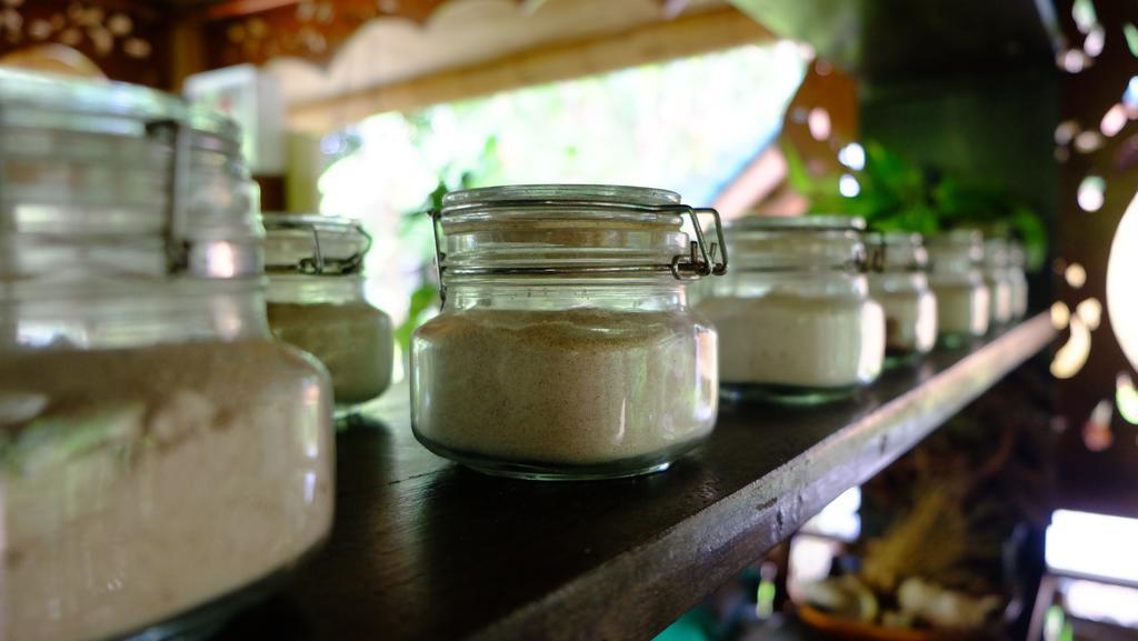 Villa Boreh Beach Resort And Spa Tejakula Ngoại thất bức ảnh