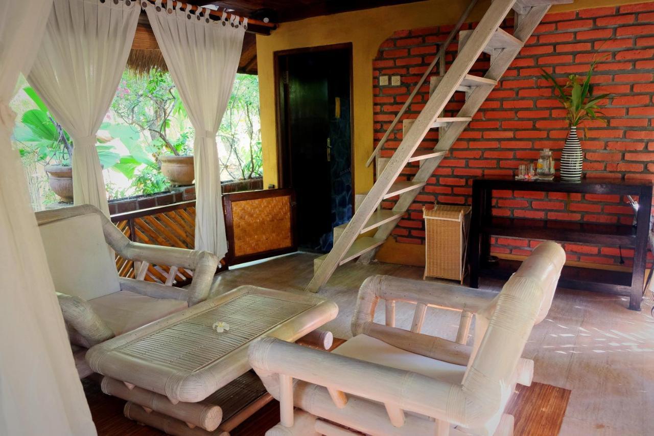 Villa Boreh Beach Resort And Spa Tejakula Ngoại thất bức ảnh